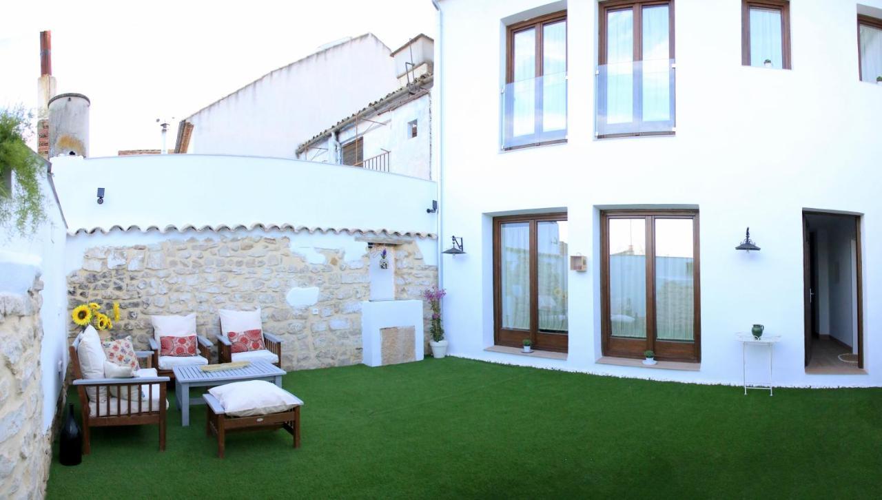 Apartamentos Turisticos La Estacion Úbeda Extérieur photo